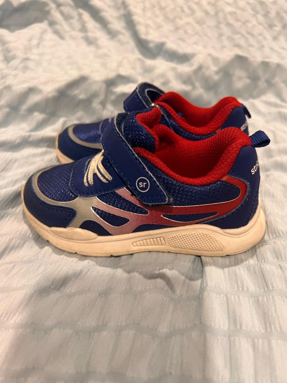 StrideRite Ryne Sneaker - Picture 4 of 6